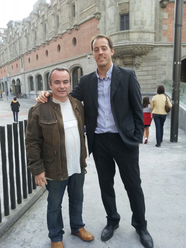 Fermin Gonzalez y GM Vallejo Pons en Bilbao chess Masters 2012 