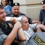 Gran Maestro de ajedrez Gari Kaspárov detenido por las Pussy Riot